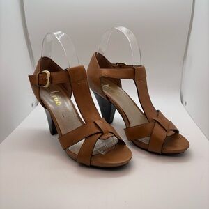 Me Too Danika Brown Leather Heels